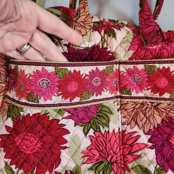 Medium Vera Sized Crossbody Weekender Tote Quilted - Picture 6 of 10